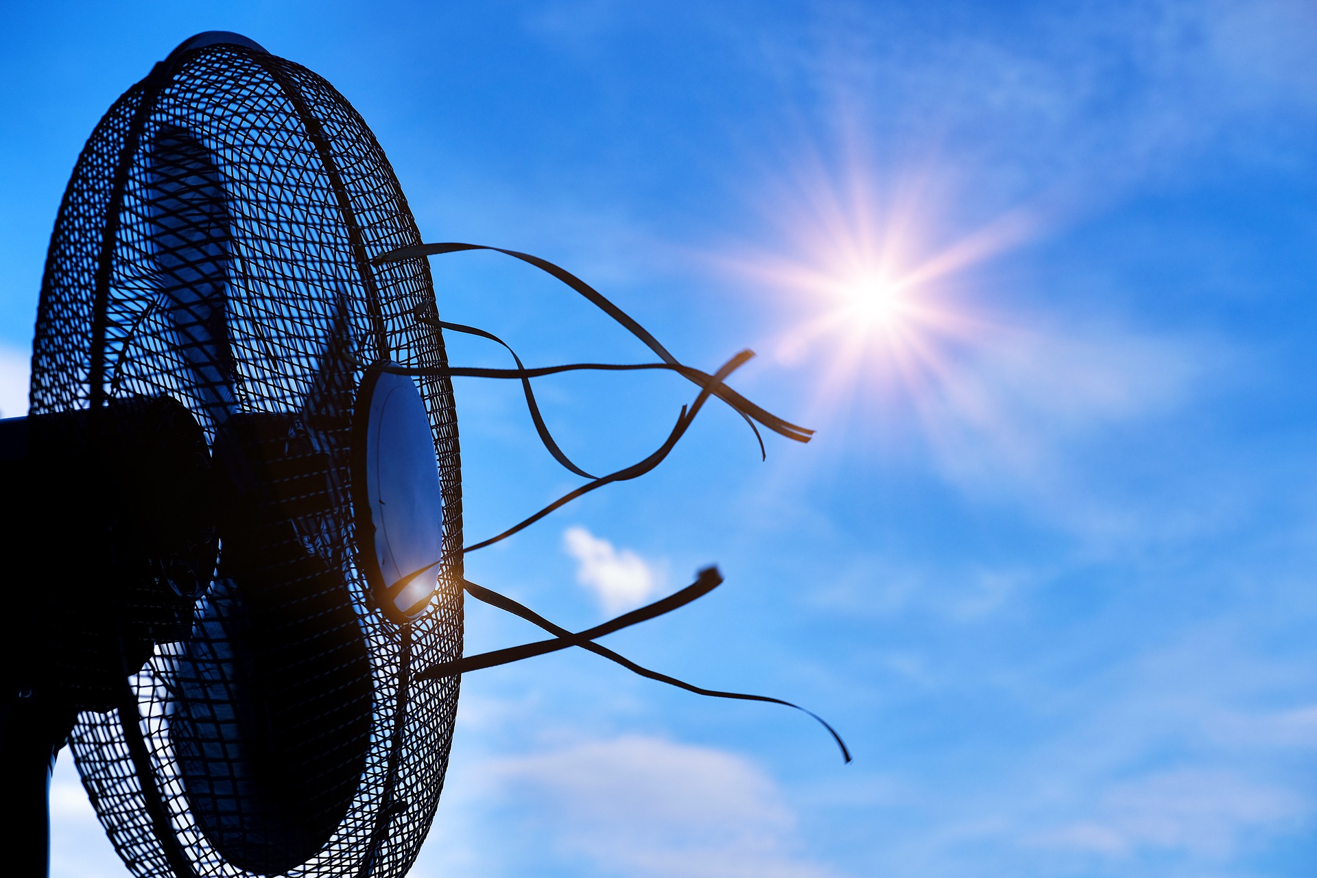 Tips for Effective Use of Solar Fans While Conserving Energy